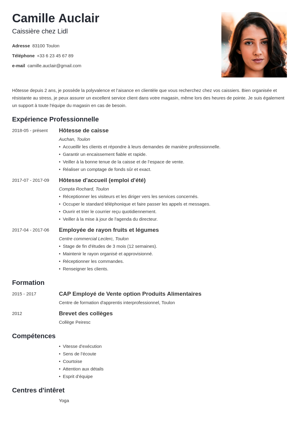 Template CV LaTeX 11 Exemples De CV Sous LaTeX Gratuits   Blog Modeles Cv Latex Modele Minimo 