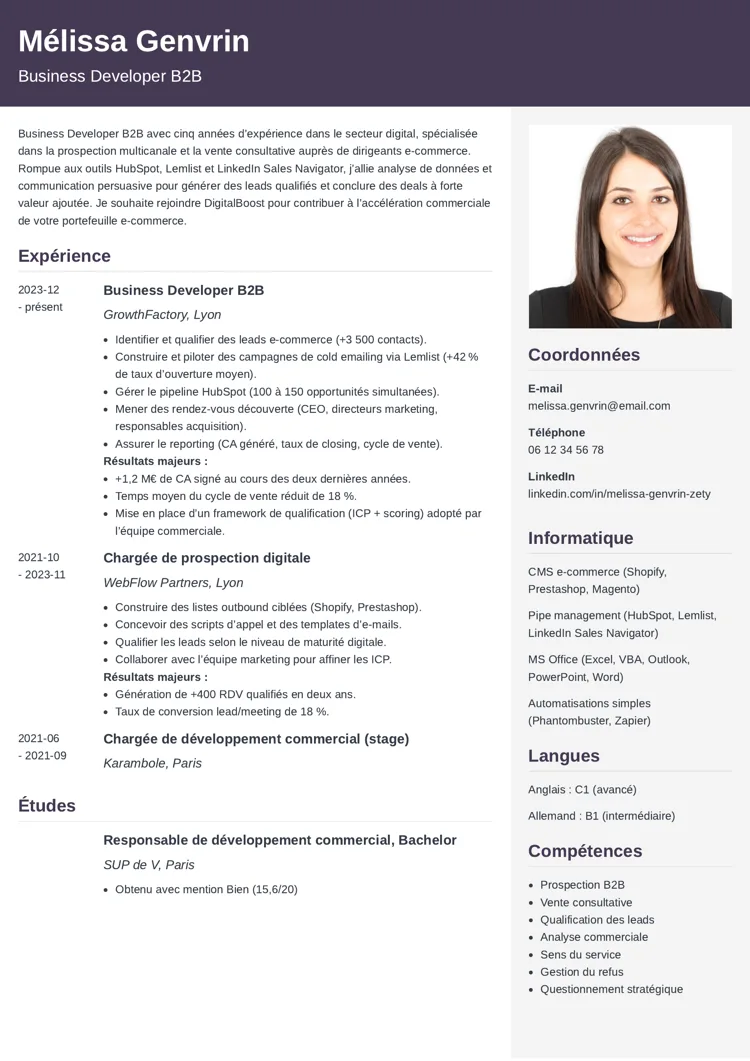 Exemple de CV de business developer avec photo et en-tête couleur pourpre
