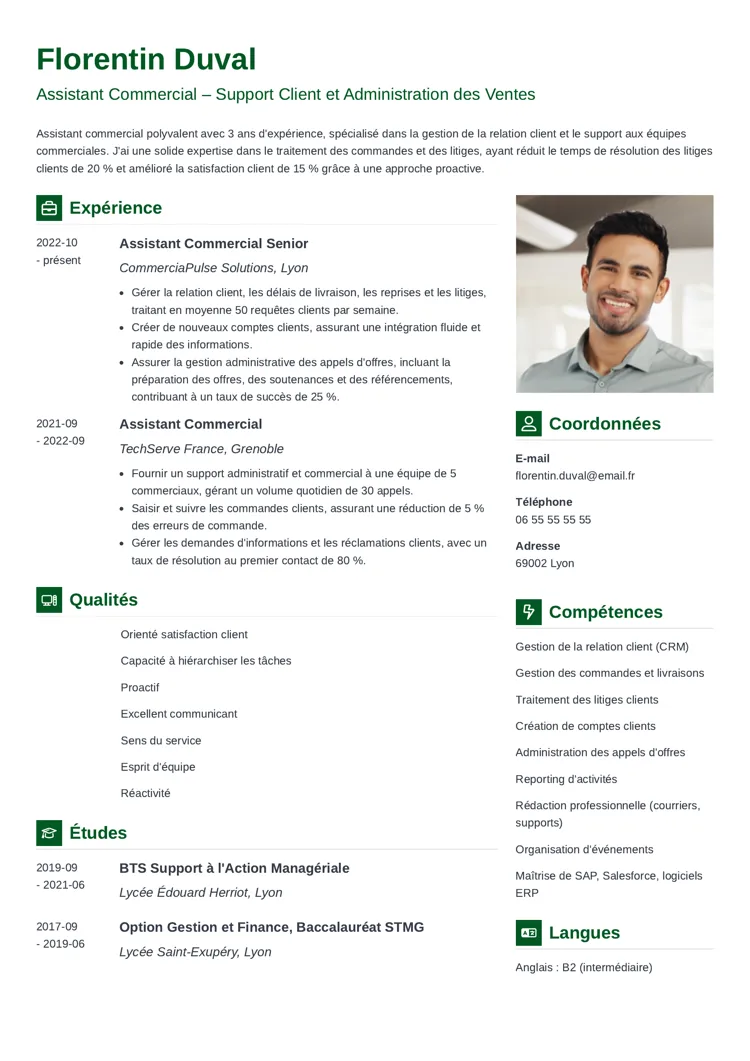 exemple de CV assistant commercial monochrome vert foncé sur deux colonnes avec photo