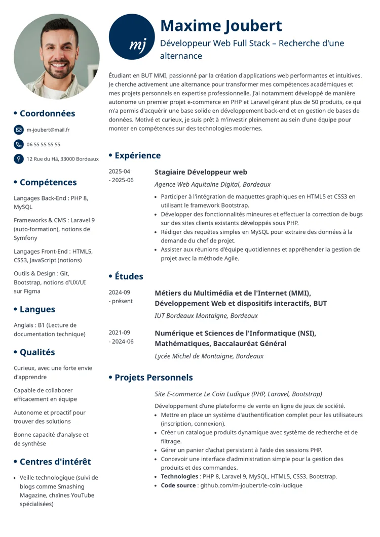 CV alternance informatique pour développeur web avec barre latérale, photo et icônes