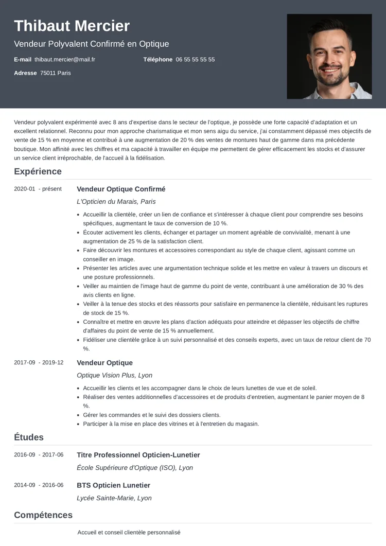 Exemple de CV de vendeur polyvalent expérimenté avec photo et en-tête gris foncé – modèle de CV Influx