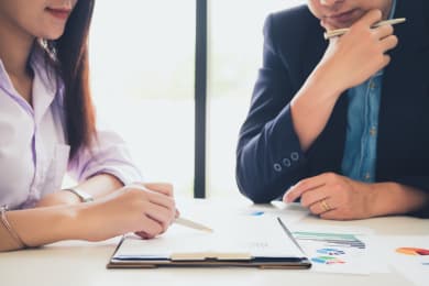 CV consultant : guide et exemples junior et senior 2025