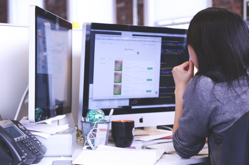 Exemple de CV développeur web, modèles et conseils 2025