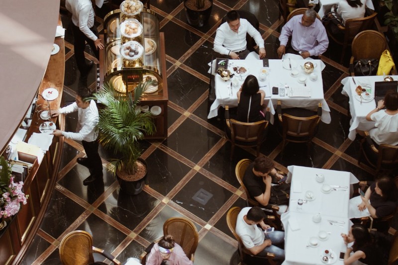 CV restauration - hôtellerie : 10+ exemples tous niveaux