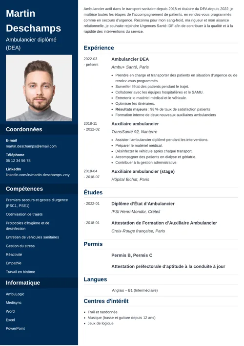 Exemple de CV ambulancier avec photo et colonne latérale bleu foncé
