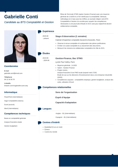 Exemple de CV BTS Comptabilité Gestion au format deux colonnes, avec photo et en-tête bleu foncé