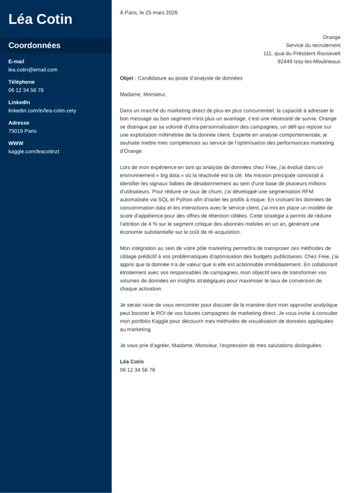 Exemple de lettre de motivation de data analyst avec colonne latérale bleu foncé