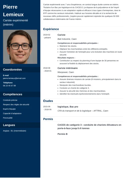 Modèle de CV de cariste expérimenté en intérim, en deux colonnes avec photo de profil et colonne latérale bleu foncé