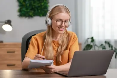 Lettre de motivation traducteur : guide et exemple 2026