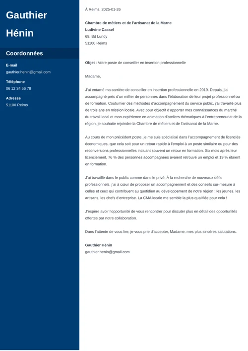 Exemple de lettre de motivation conseiller en insertion professionnelle avec colonne latérale bleu foncé